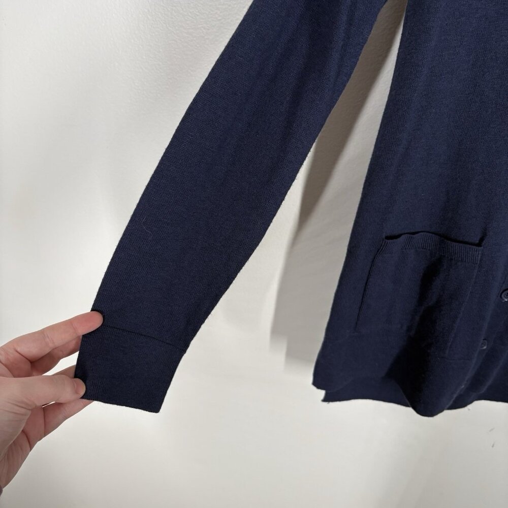 Old Navy Women S Navy Blue Lightweight V-Neck Button Up Boyfriend Cardigan NWT - Picture 4 of 9